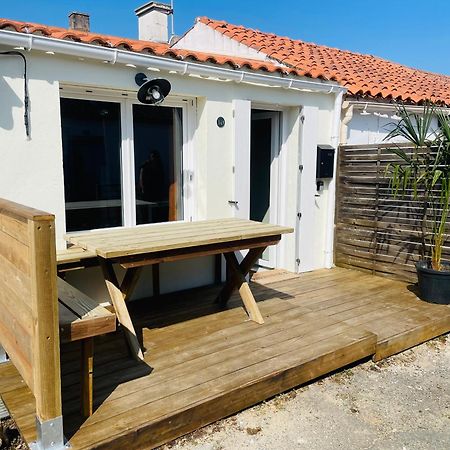 Petite Maison En Bord De Mer ลุงวิลล์-ซัวร์-แมร์ ภายนอก รูปภาพ